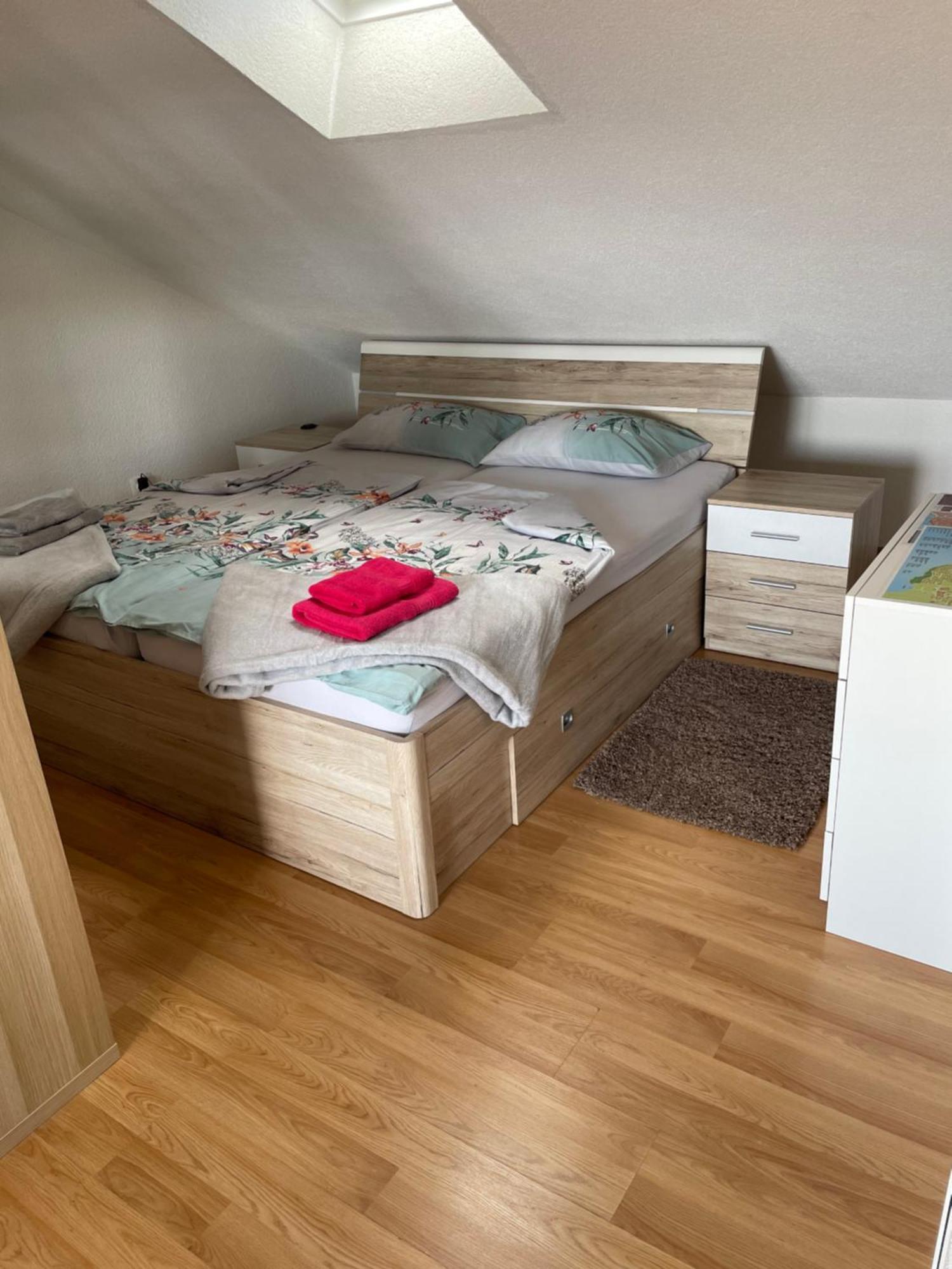 Casa Estancia Studio Apartment نجيفيش المظهر الخارجي الصورة