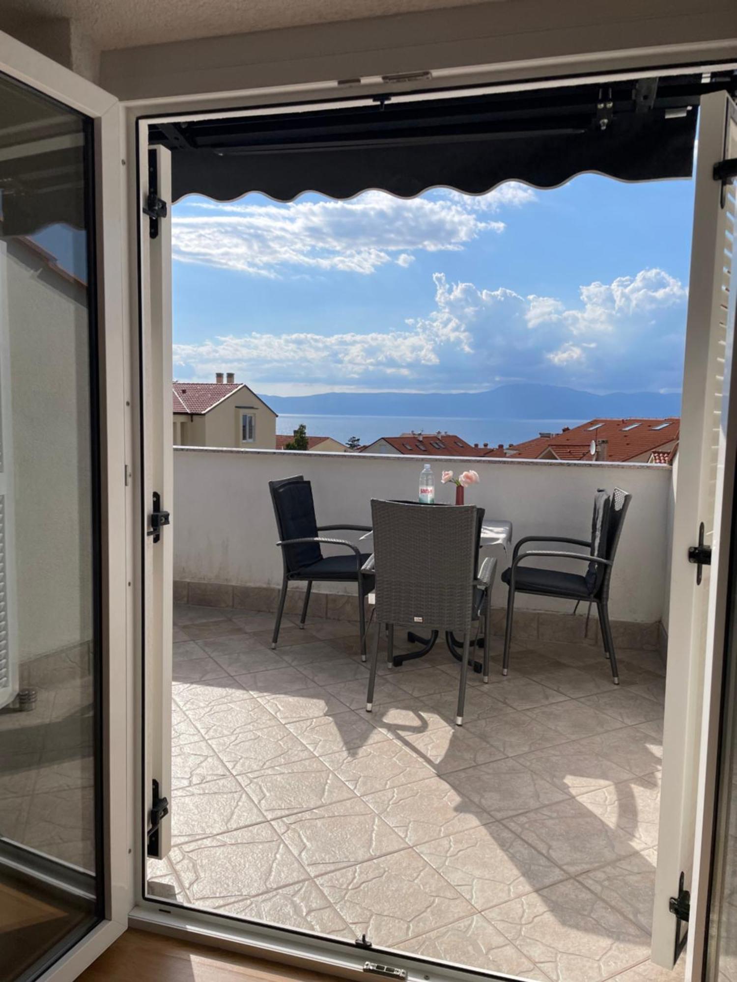 Casa Estancia Studio Apartment نجيفيش المظهر الخارجي الصورة